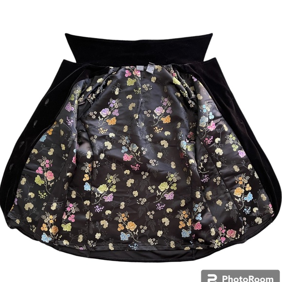 Saks Fifth Avenue Evening Blazer Jacket Women Small Black Velvet Floral Lining - Picture 4 of 8